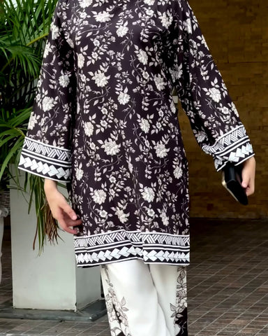 BLACK MOON WARM BLAND SHORT